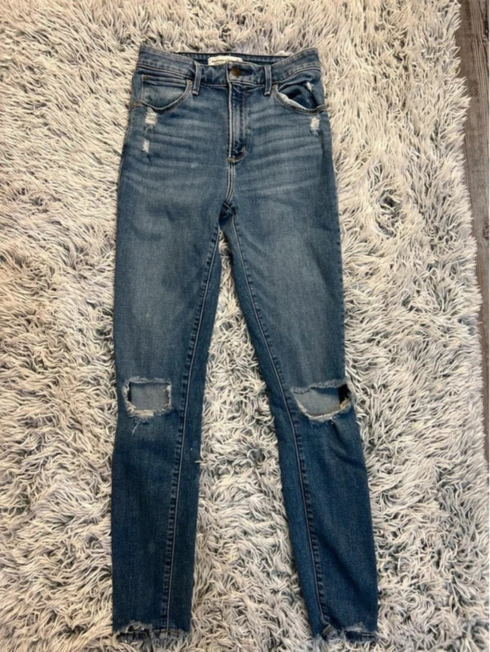 Abercrombie & Fitch High Rise Super Skinny Ankle Jeans Distressed